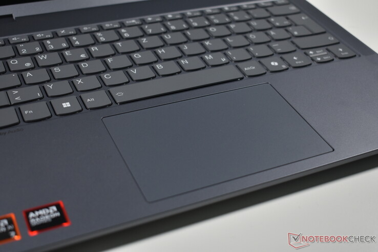 Lenovo IdeaPad 5 2 en 1 14AKP10: Panel táctil