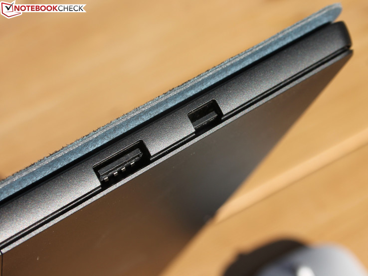 La selección de puertos del Surface Pro 6 sigue siendo escasa con sólo un puerto USB 3.0 Gen 1 Type-A y un Mini DisplayPort.