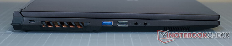 Ranura de seguridad Kensington; USB-A 3.2 Gen1; USB-A 2.0; entrada de micrófono; toma de auriculares (compatible con varios auriculares)