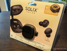 Los auriculares se presentan en un envase blíster