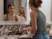 En el mundo de los Winchester, la perfección es sólo el principio. Entre en The Housemaid - donde los secretos se pulen, y el peligro acecha detrás de cada puerta.