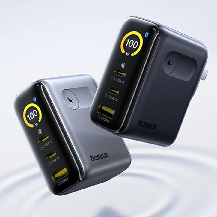El nuevo cargador rápido con pantalla digital PicoGo 100W de Baseus. (Fuente de la imagen: Baseus)