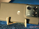 El Motorola Edge 50 Ultra ocupa actualmente el puesto 17 en la clasificación ultra-premium de DxOMark (Fuente de la imagen: Notebookcheck)
