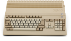 El A500 Mini tendrá un sucesor en su tamaño original. (Fuente de la imagen: Retro Games Ltd.)