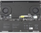 la Blade 16 2026 puede parecer idéntica al modelo 2025 por dentro y por fuera, pero el simple cambio de procesador ha supuesto una serie de mejoras