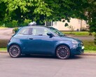 La producción del Fiat 500e en Turín se detendrá durante varias semanas. (Fuente de la imagen: Stellantis)