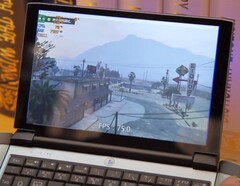 OneGX Pro con Intel Core i7-1160G7 ejecutando GTA V (Fuente: One-netbook en YouTube)