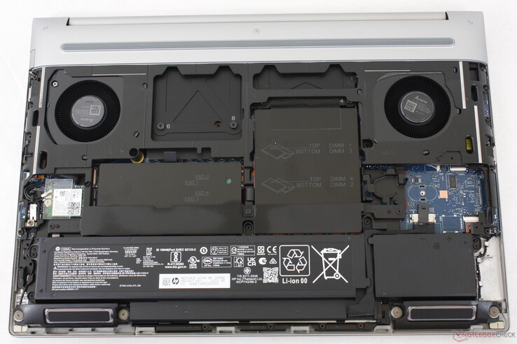 ZBook Fury 16 G9 para comparar (con placa metálica)