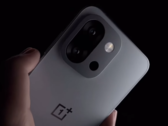 El OnePlus 13T que se lanzó a principios de este año. (Fuente de la imagen: OnePlus)