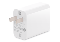 El nuevo cargador Xiaomi Mi Charger 33 W puede ser usado con los MacBooks de Apple. (Fuente de la imagen: Xiaomi)