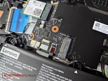 Una segunda ranura SSD vacía
