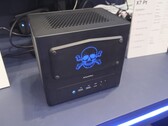 El Minisforum AtomMan X7 Pt con refrigeración líquida es la última incorporación a la familia AtomMan de mini PC de gama alta. (Fuente: PC Watch)