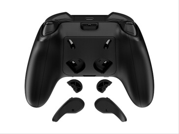 Botones traseros intercambiables en el mando Clutch Talon.