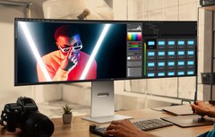 El LG UltraWide 49U950A-W tiene un panel IPS de 49 pulgadas con una relación de aspecto de 32:9 (Fuente de la imagen: LG)