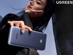 El banco de energía Ugreen 30 W 20.000 mAh cuesta unos 14 dólares en China. En la imagen: una foto promocional del producto. (Fuente de la imagen: Ugreen)
