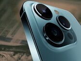 Se espera que los precios base de los smartphones Apple iPhone 14 Pro suban al menos 100 dólares. (Fuente de la imagen: @ld_vova/Unsplash - editado)
