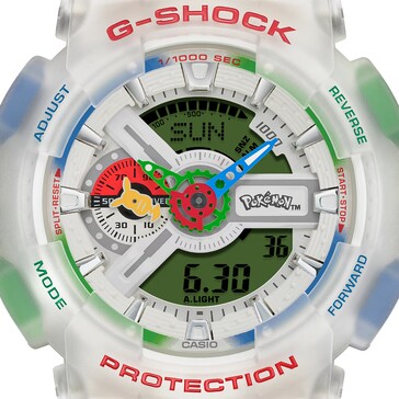 Primer plano de la esfera del G-Shock GA-110, inspirada en Pokémon, en el que se aprecian la manecilla con forma de Pikachu y el logotipo de Pokémon.