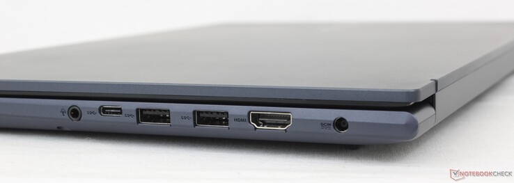 Derecha: auriculares de 3,5 mm, USB-C 3.2 Gen. 1, 2x USB-A 3.2 Gen. 1, HDMI 1.4, adaptador de CA