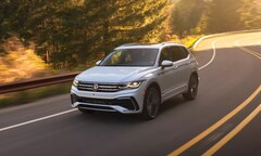 Algunos fans de los SUV compactos se sentirán aliviados porque no se espera que el VW Tiguan eléctrico tenga un aspecto radicalmente diferente al de su hermano de gasolina (Imagen: Volkswagen)