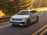 Algunos fans de los SUV compactos se sentirán aliviados porque no se espera que el VW Tiguan eléctrico tenga un aspecto radicalmente diferente al de su hermano de gasolina (Imagen: Volkswagen)