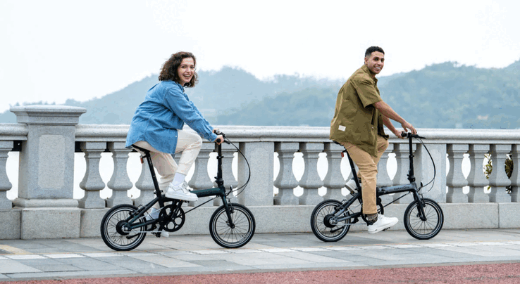 La e-bike Dahon K-Feather cuenta con una batería de 120 Wh y ofrece una autonomía máxima de asistencia de 40 km (Fuente de la imagen: Dahon)
