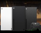 Xbox Series X en blanco (izquierda), negro (centro) y la Galaxy Black Special Edition (derecha). (Fuente de la imagen: Microsoft)