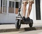 El Scooter Eléctrico 6 Lite de Xiaomi (en la imagen) saldrá a la venta en los mercados de todo el mundo. (Fuente de la imagen: Xiaomi)