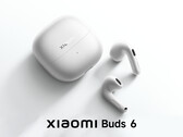 Xiaomi afirma que los Buds 6 durarán hasta 35 horas entre cargas si se tiene en cuenta su estuche de carga.