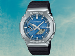 El Casio GBM-2100A-2B (en la imagen) es uno de los tres nuevos relojes con bisel metálico. (Fuente de la imagen: Hamilton Place, editado)