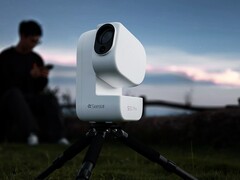 El Seestar S50 Pro está diseñado para facilitar la astrofotografía mediante una aplicación para smartphone y la inteligencia artificial.