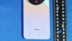 El &quot;Focus 2 5G&quot;. (Fuente de la imagen: Nubia)