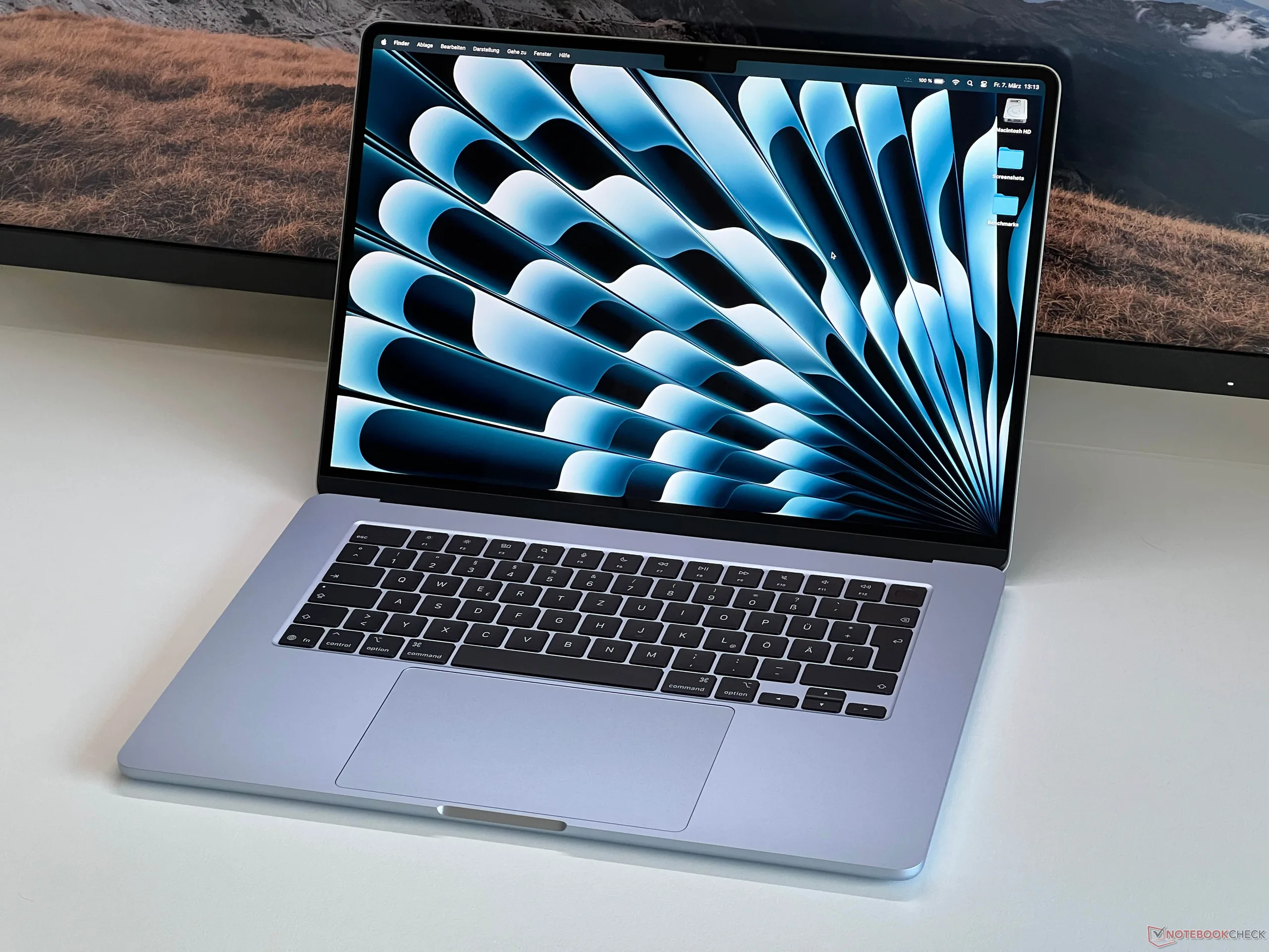 Apple MacBook Air 15 M5 - Notebookcheck.org